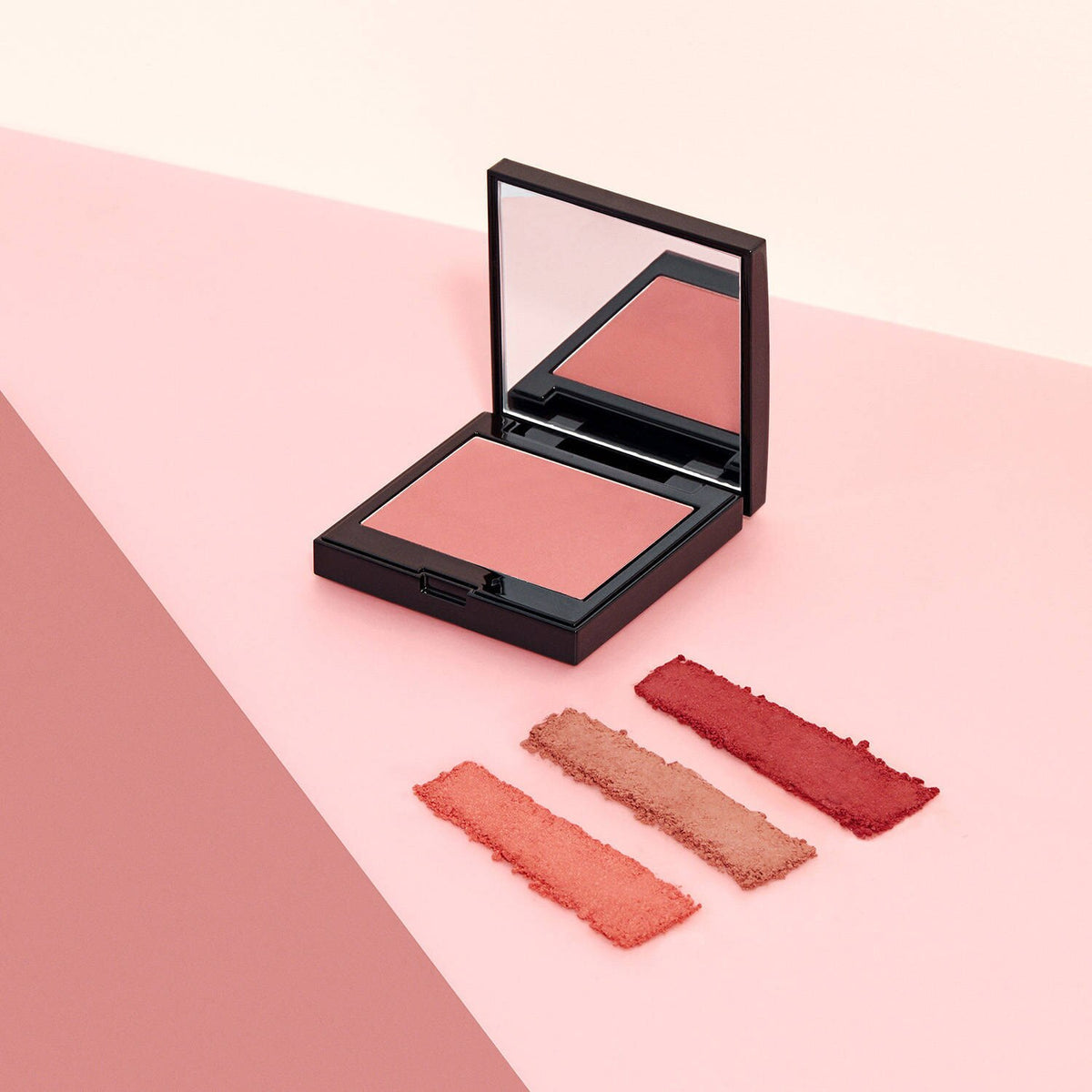 Laura Mercier Blush Colour Infusion