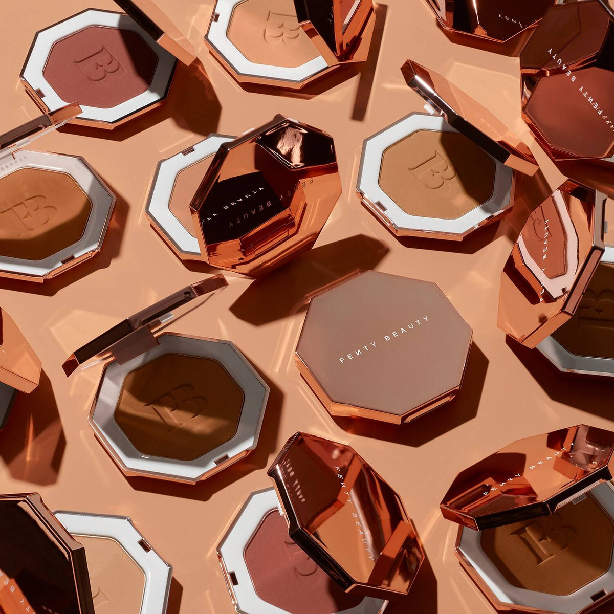 Fenty Beauty Sun Stalk'r Instant Warmth Bronzer