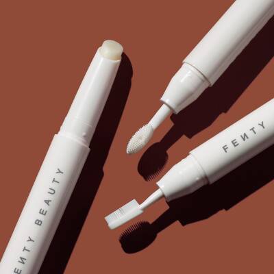 Fenty Beauty Sculpting Brow Wax Pencil & Styler