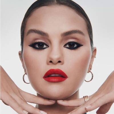 RARE BEAUTY Kind Words Matte Lip Liner
