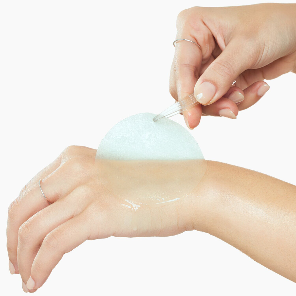 ANUA Pdrn 100 Hyaluronic Acid Glow Pad - improve hydration and skin radiance 180ml