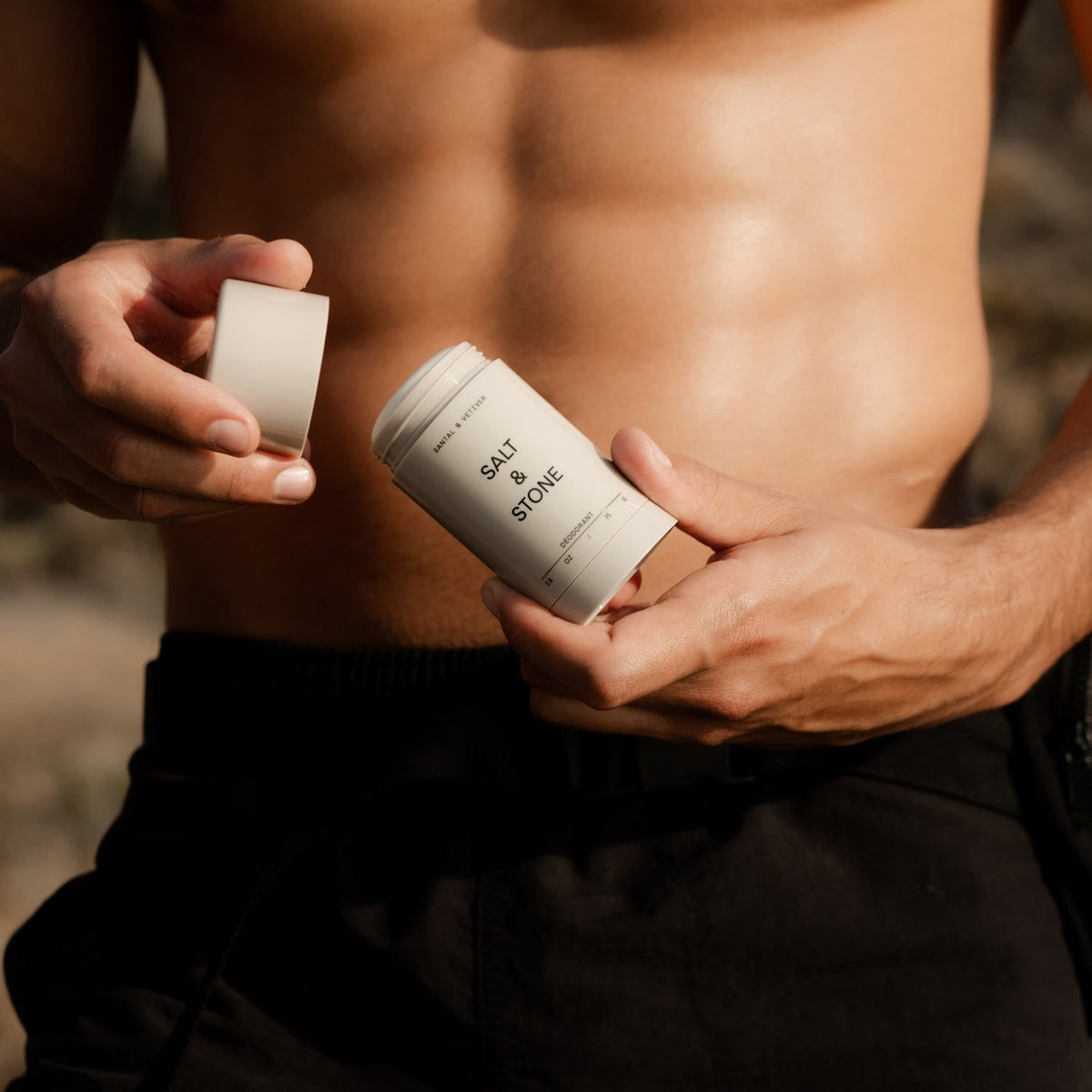 SALT & STONE Santal & Vetiver Deodorant 28g